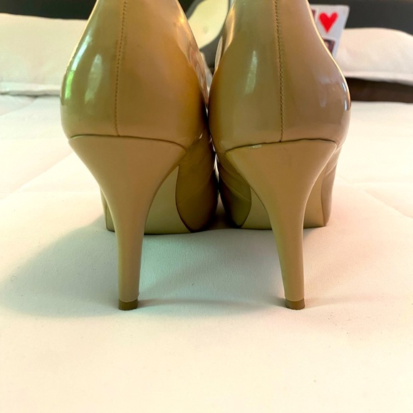 Madden Girl Getta Platform Pumps 6” Natural Stiletto High Heel, size 8.5 - Picture 5 of 6